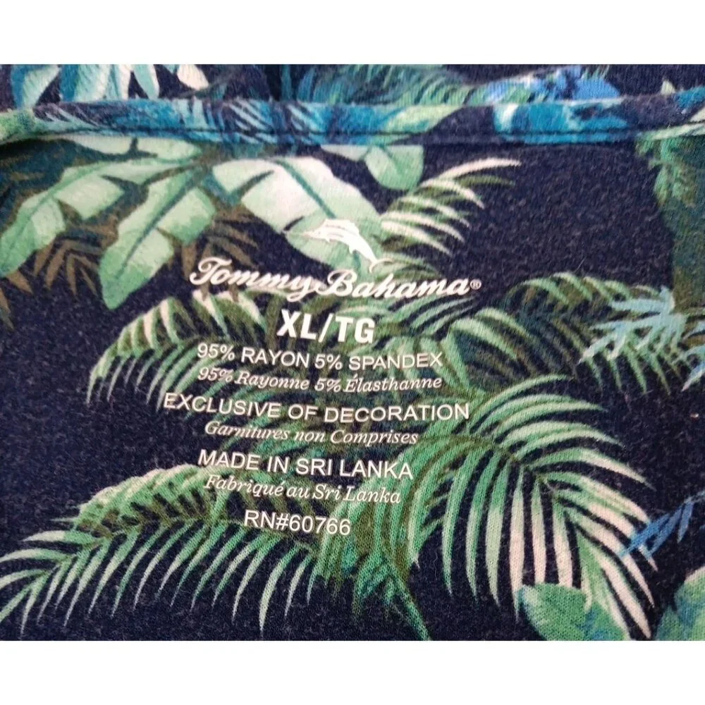 Tommy Bahama Women’s XL Tunic – Blue Floral Hawaiian Top – Rayon Blend - Picture 3 of 5